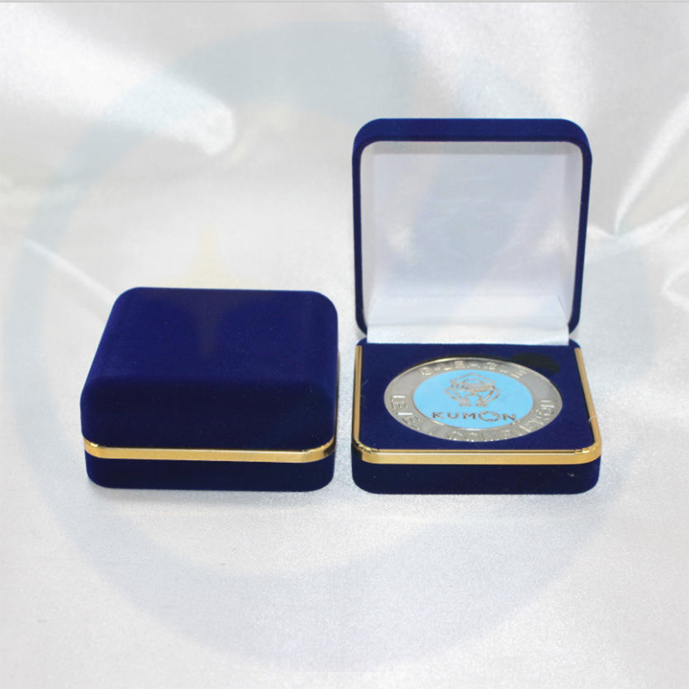 No MOQ Factory Direct Customized Customize Gold Coin en caso de terciopelo / moneda con caja de terciopelo / moneda en Velvet Box