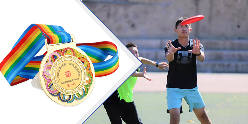 Medallas deportivas personalizadas: honrar los logros de Frisbee Ultimate