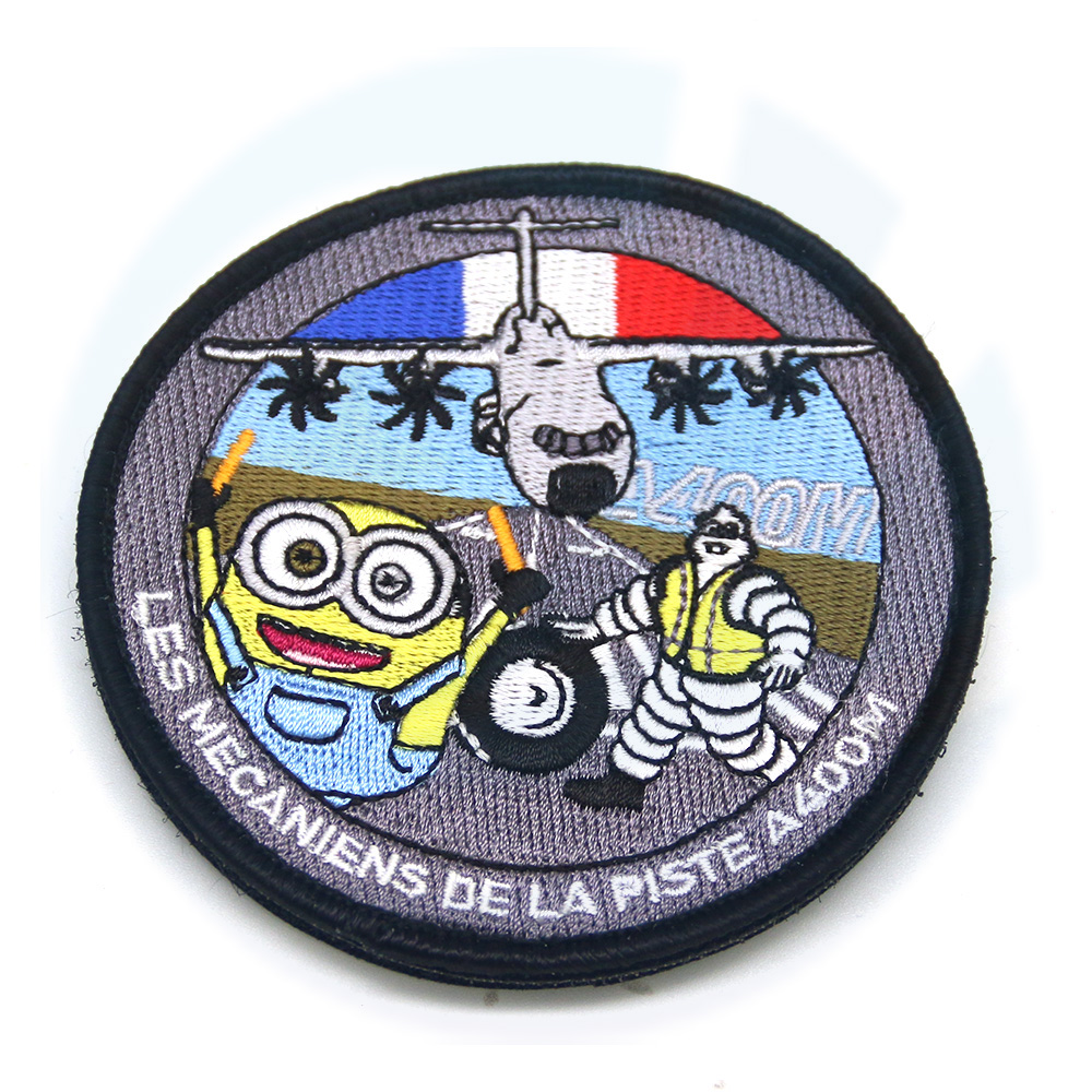 Diseñador Bordado redondo Insignias de parche táctico Logotipo personalizado Coser en parches bordados de la Fuerza Aérea Franción completa para prenda