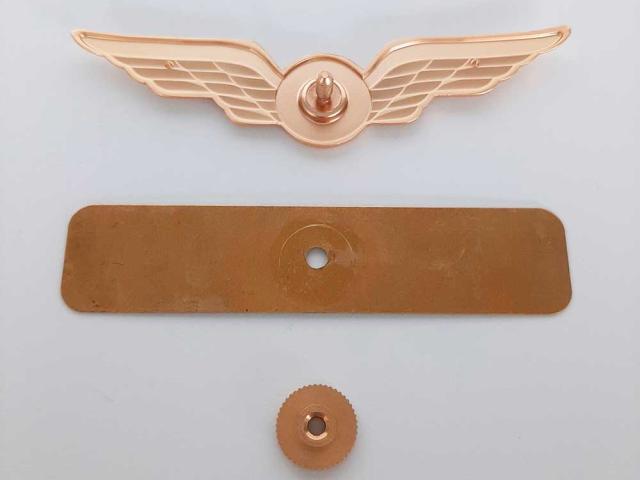 olino-blogu-custom-pilot-wings-plate_x1000