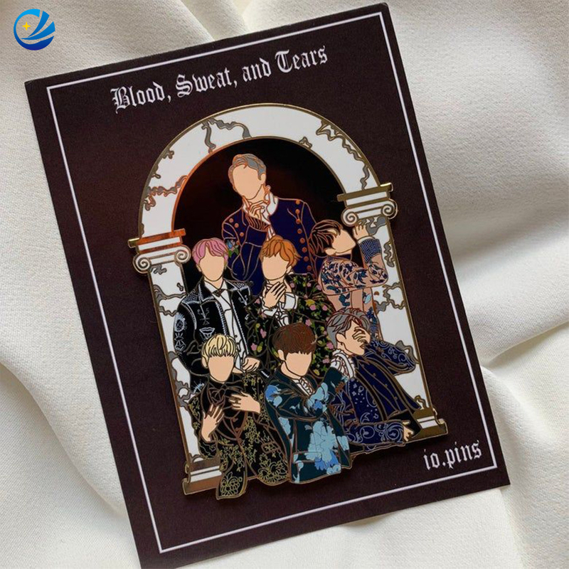 Heart de metal personalizado de alta calidad Gold Kpop Bangtan Boys Kpop Pins de esmalte duro