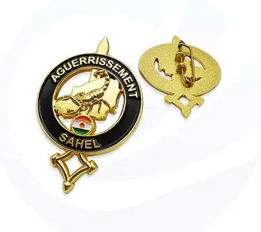 Insignia de la polic&iacute;a militar