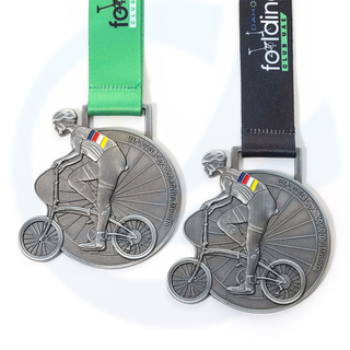 Metal en blanco 3D Sport Race Riding Bike Ride Bicycle Medalla de ciclismo de premio personalizado con cinta