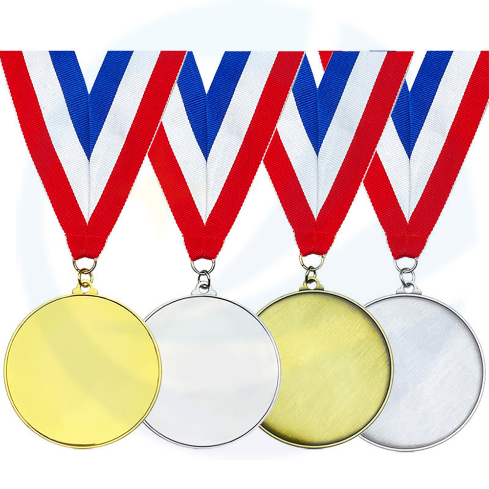 Medalla de deportes deportivos personalizados al por mayor Medalla de metal en blanco y trofeos con una medalla de juego de baloncesto de fútbol de cinta