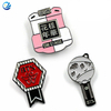 Heart de metal personalizado de alta calidad Gold Kpop Bangtan Boys Kpop Pins de esmalte duro